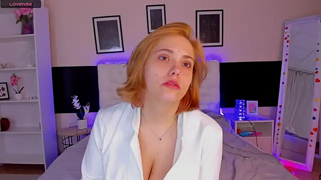 DellaRows online show from April 15, 5:02 am