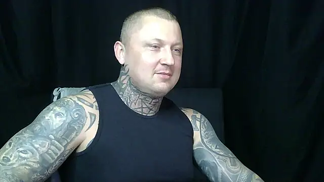 devilWithTats online show from May 13, 1:18 pm