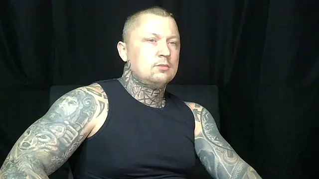 devilWithTats online show from May 17, 8:47 am