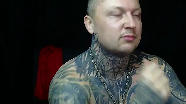 devilWithTats online show from March 22, 8:38 am