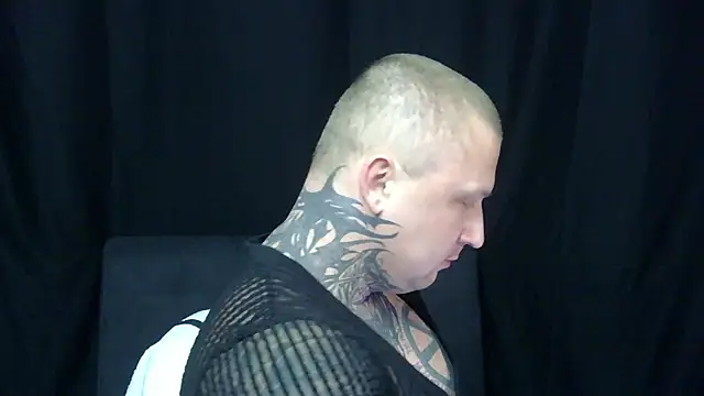 devilWithTats online show from April 23, 12:11 pm