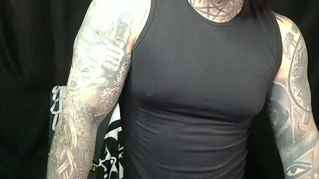 devilWithTats online show from May 12, 12:11 pm