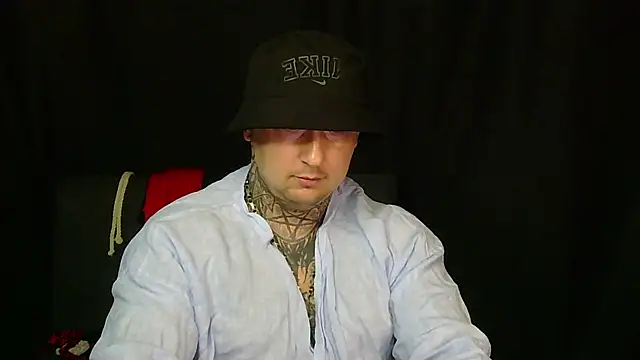 devilWithTats online show from July 11, 9:31 am