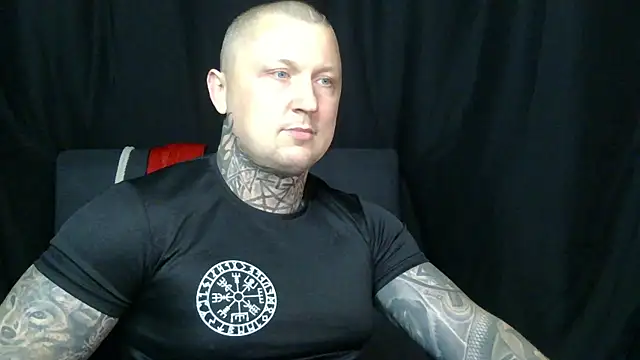 devilWithTats online show from July 9, 4:28 pm