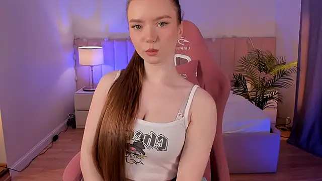 MilaKika online show from March 1, 4:51 pm