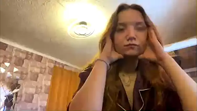 Snapshot of SultryJade chatting on March 2, 4:13 am SultryJade online show from March 2, 4:13 am