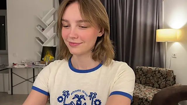 Lolatatee online show from May 17, 5:24 pm