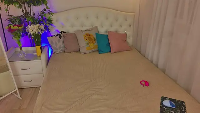 Nami Umi online show from July 1, 9:48 pm