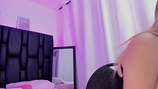 Sharon Storm online show from March 19, 2:06 pm