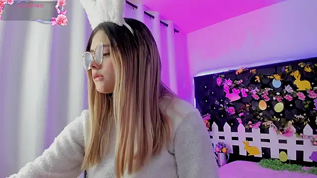 Sharon Storm online show from April 6, 2:40 pm