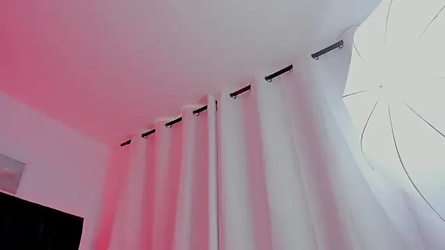 Sharon Storm online show from March 24, 3:01 pm