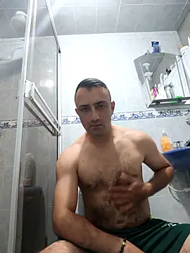 RaphandLey online show from March 3, 2:40 am