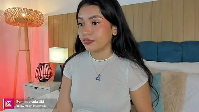 Snapshot of missprada_ chatting on June 4, 12:10 pm missprada online show from June 4, 12:10 pm