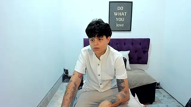 TomBoy Natali online show from April 26, 6:38 pm
