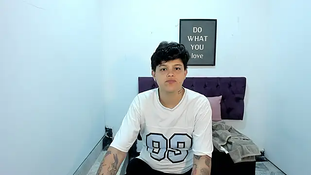 TomBoy Natali online show from March 27, 6:53 pm