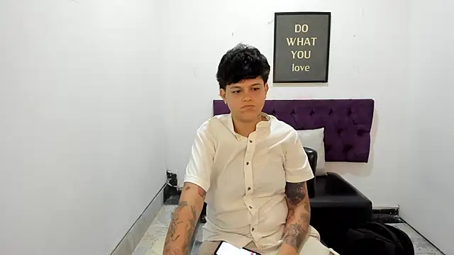 TomBoy Natali online show from April 11, 7:06 pm