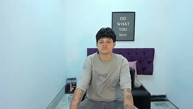 TomBoy Natali online show from March 23, 6:30 pm