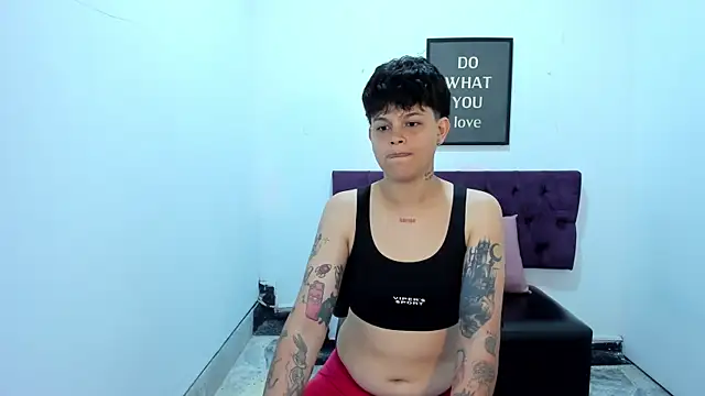 TomBoy Natali online show from April 2, 6:03 pm