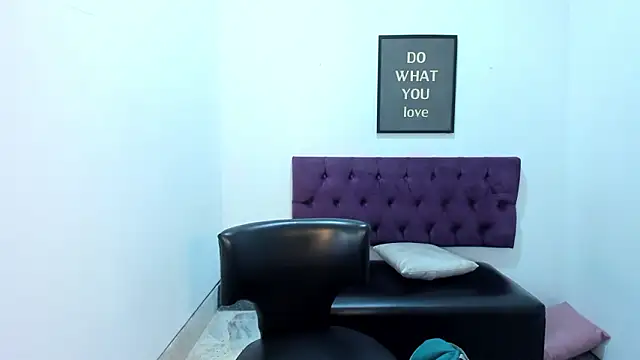 TomBoy Natali online show from March 16, 6:32 pm