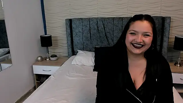 Snapshot of Melisaa_Suarez chatting on March 2, 12:56 pm Melisaa Suarez online show from March 2, 12:56 pm