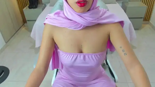 Hanna irfan online show from March 27, 12:06 pm