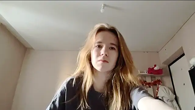 LeomaJee online show from March 27, 1:01 pm