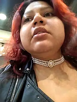 Snapshot of primrose17 chatting on March 14, 10:49 pm primrose17 online show from March 14, 10:49 pm