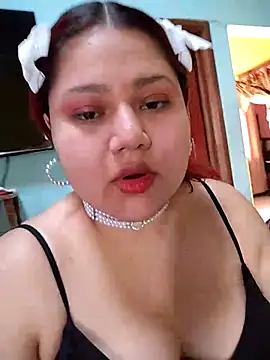 Snapshot of primrose17 chatting on March 28, 8:10 pm primrose17 online show from March 28, 8:10 pm