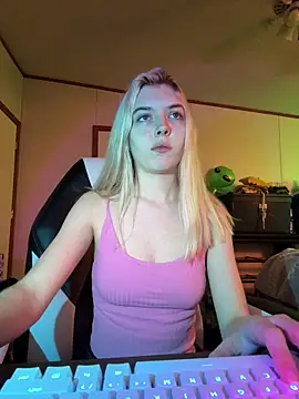 Rainsworld420 online show from May 10, 5:22 am