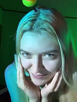 Rainsworld420 online show from April 4, 3:35 am