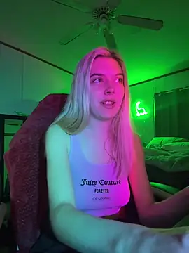 Rainsworld420 online show from May 2, 2:39 am
