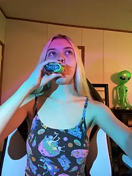 Rainsworld420 online show from May 28, 4:53 am