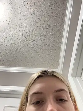 Rainsworld420 online show from March 27, 12:52 am