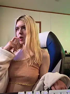 Rainsworld420 online show from March 28, 3:51 am