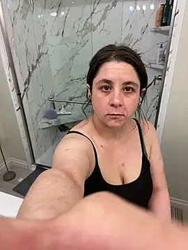 bratbabyannax online show from March 28, 3:24 pm