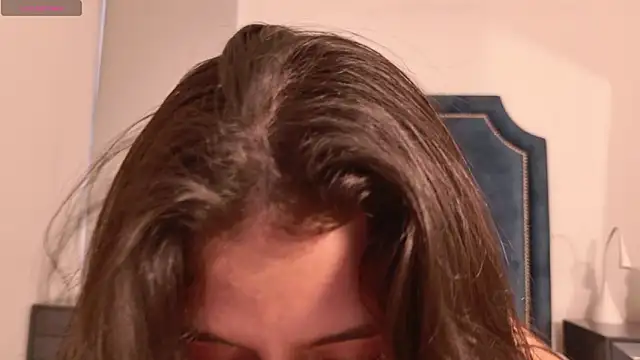 AleciaNoah online show from March 6, 1:39 pm