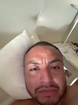 alexandeerr1986 online show from June 14, 11:44 am