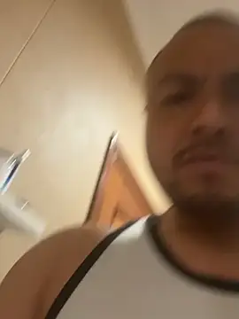 alexandeerr1986 online show from April 13, 6:01 pm