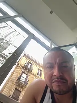 alexandeerr1986 online show from April 17, 5:05 pm