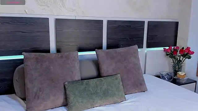 Natalia Cruzz online show from May 22, 7:34 pm