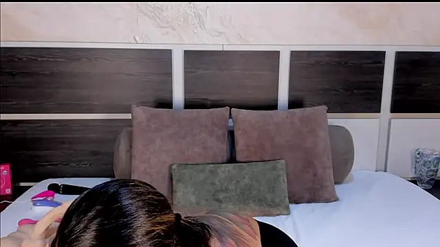 Snapshot of Natalia_Cruzz chatting on June 26, 12:22 pm Natalia Cruzz online show from June 26, 12:22 pm