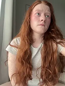 gingerlatte online show from March 31, 8:05 am