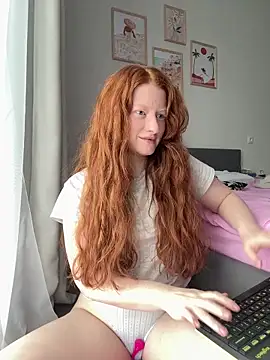 gingerlatte online show from May 4, 8:50 am