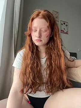 gingerlatte online show from April 4, 8:54 am