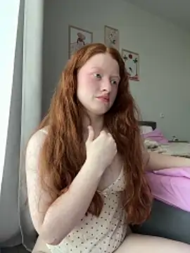 gingerlatte online show from May 10, 9:46 am