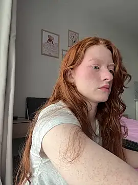 gingerlatte online show from April 15, 9:37 am