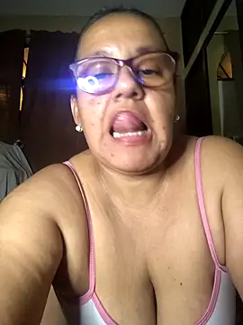 Roxy 77 online show from March 10, 7:23 am