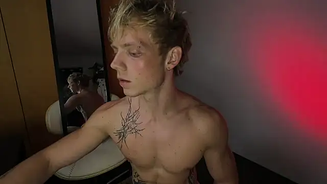 Snapshot of alexbarczukxxx chatting on June 9, 11:39 pm alexbarczukxxx online show from June 9, 11:39 pm
