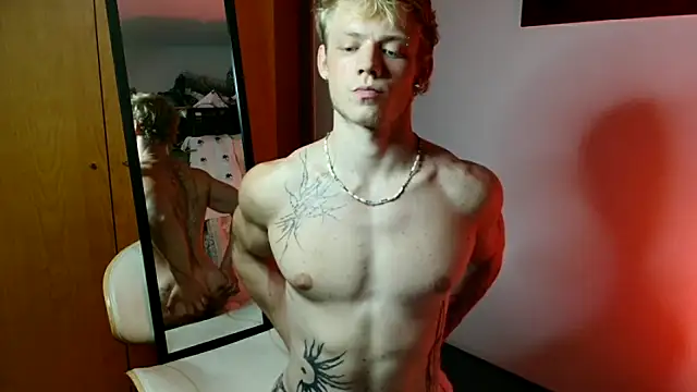 Snapshot of alexbarczukxxx chatting on May 29, 10:49 pm alexbarczukxxx online show from May 29, 10:49 pm