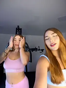 CyberMiaXXX online show from April 9, 9:32 pm